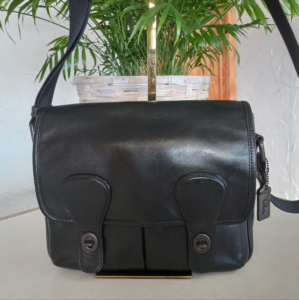 Coach Heritage Map Bag in Black Leather - Picture 6 of 14